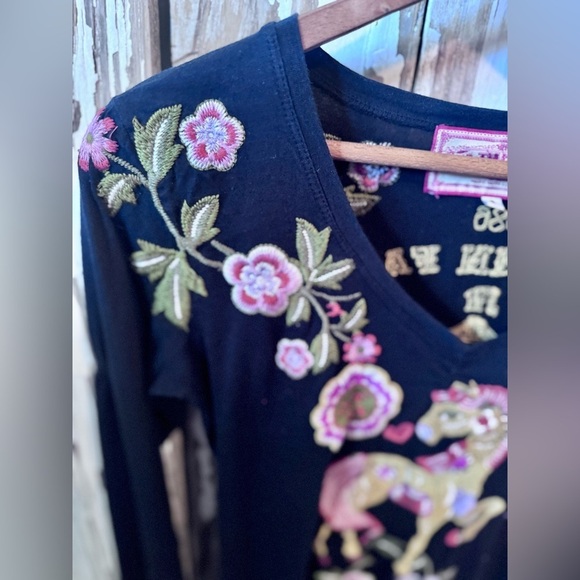 Johnny Was LA Vintage Carousel Horse Embroidered Shirt Black Size Small Fair - Picture 4 of 14